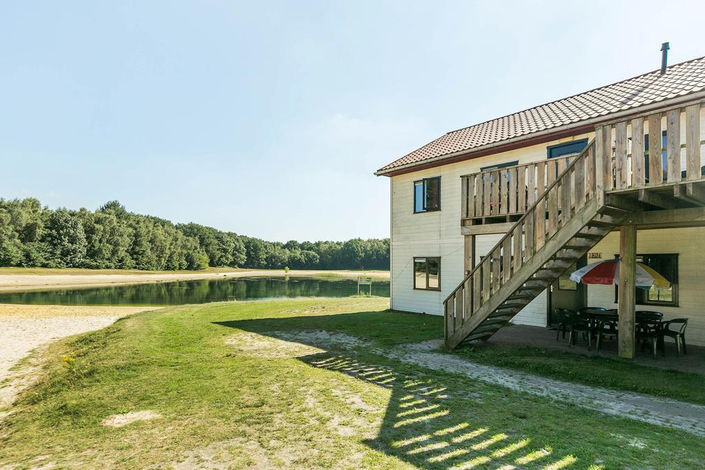 Oostappen Vakantiepark Hengelhoef Nv Hotel Aan de Wolfsberg Eksteriør billede